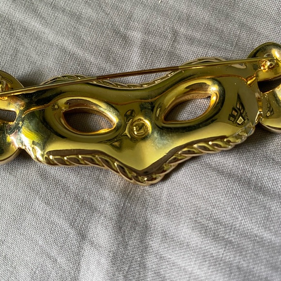 Retired Swarovski Crystal Mardi Gras Mask Pin - Picture 4 of 5